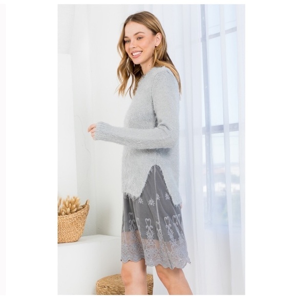 RYU sweater dress with embroidered lace - Picture 2 of 11